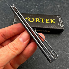 Load image into Gallery viewer, FENNEC - Black Carbon Fiber Handles, D2 Tanto Blade