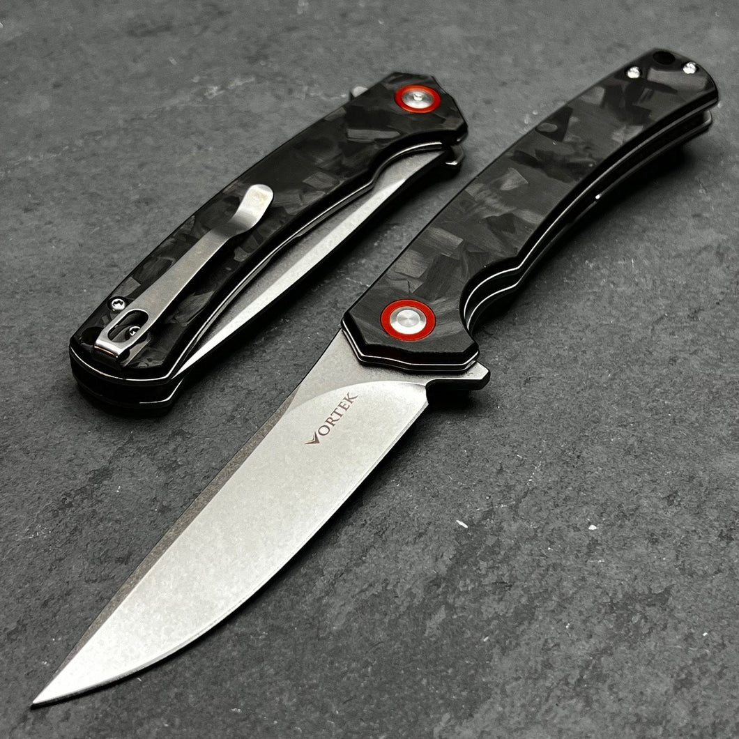 ATLAS: Carbon Fiber Handles, D2 Tool Steel Blade, Fast Open Ball Bearing Flipper System