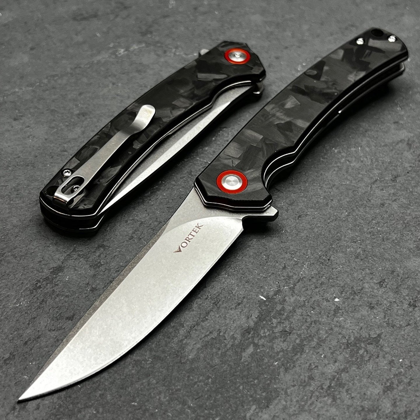 ATLAS - Carbon Fiber Handles, D2 Blade