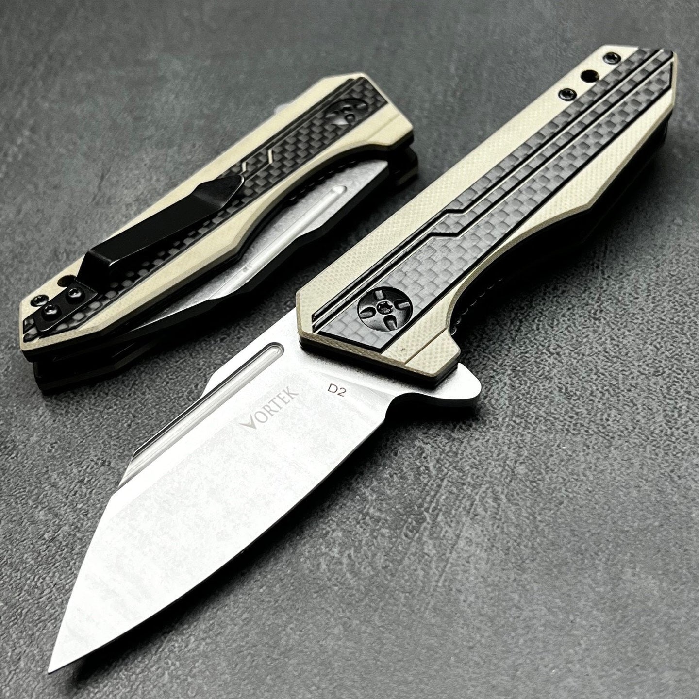 CHAR - Carbon Fiber Handles, D2 Drop Point Blade