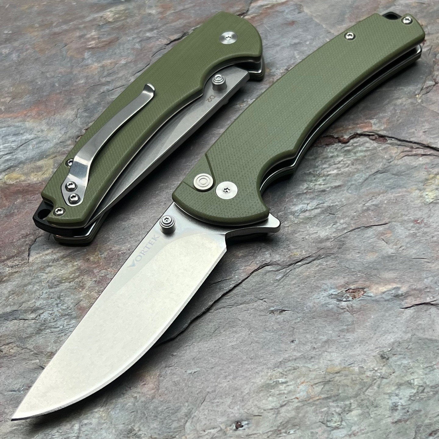 SENTINEL - Green G10 Handles, D2 Blade