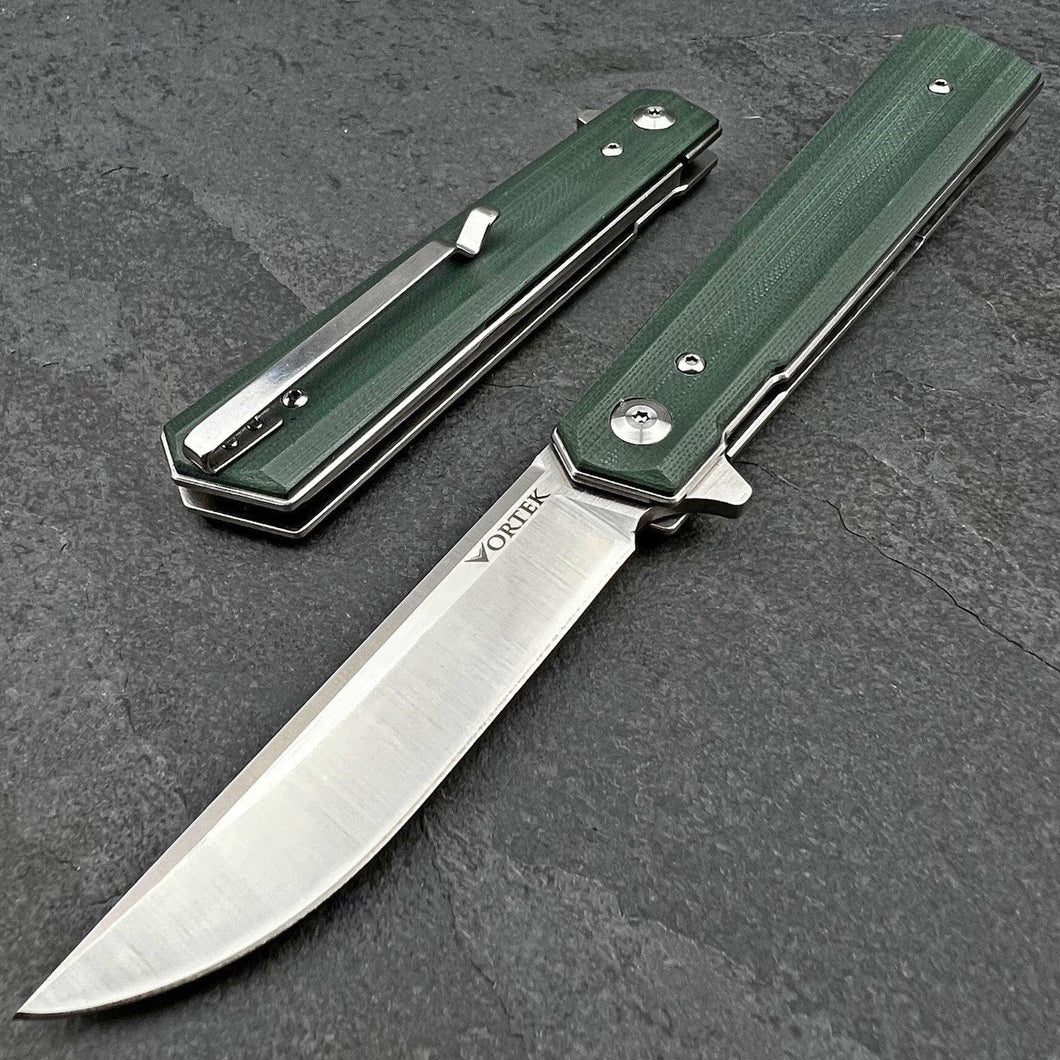 APACHE: Green G10 Handles, 9Cr18MoV Straight Back Blade, Ball Bearing Flipper System