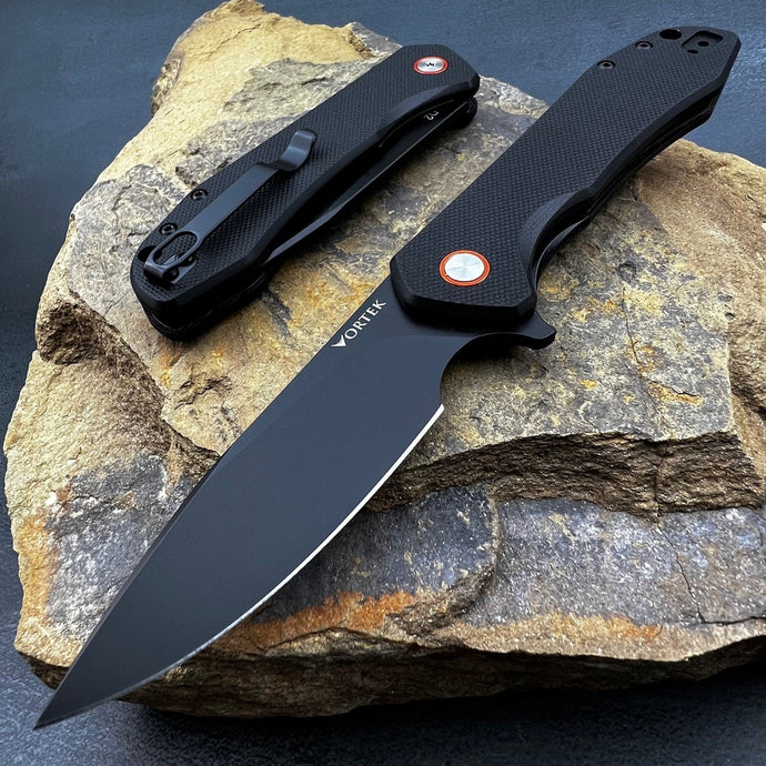 FOXTROT - D2 Blade, Black G10 Handles