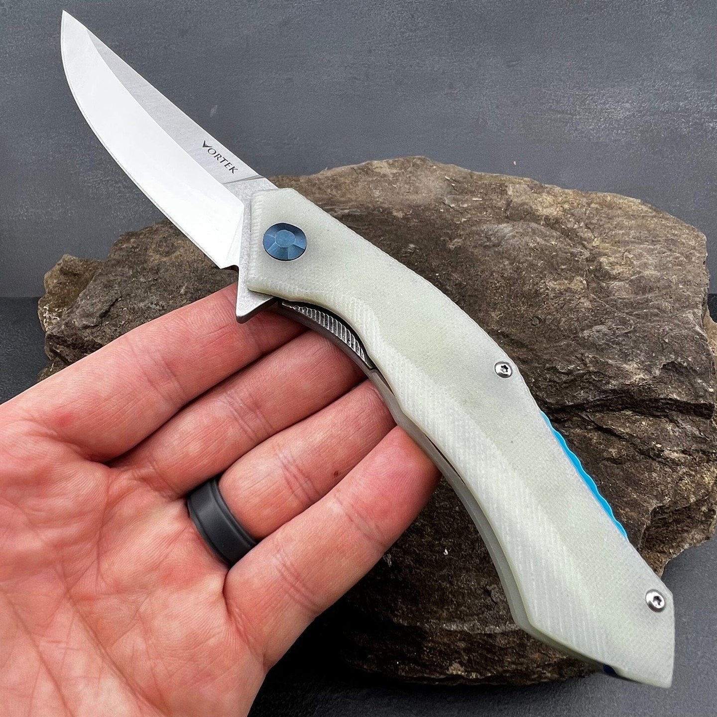 SCIMITAR - Jade G10 Handles, D2 Trailing Point Blade