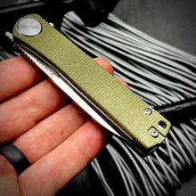 Load image into Gallery viewer, OSKAR - Green Micarta Handles, D2 Blade