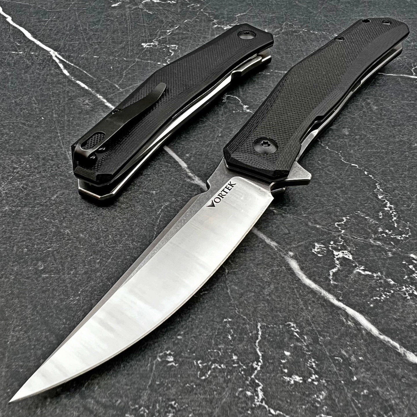 NIMBUS - D2 Blade, Black G10 Handles