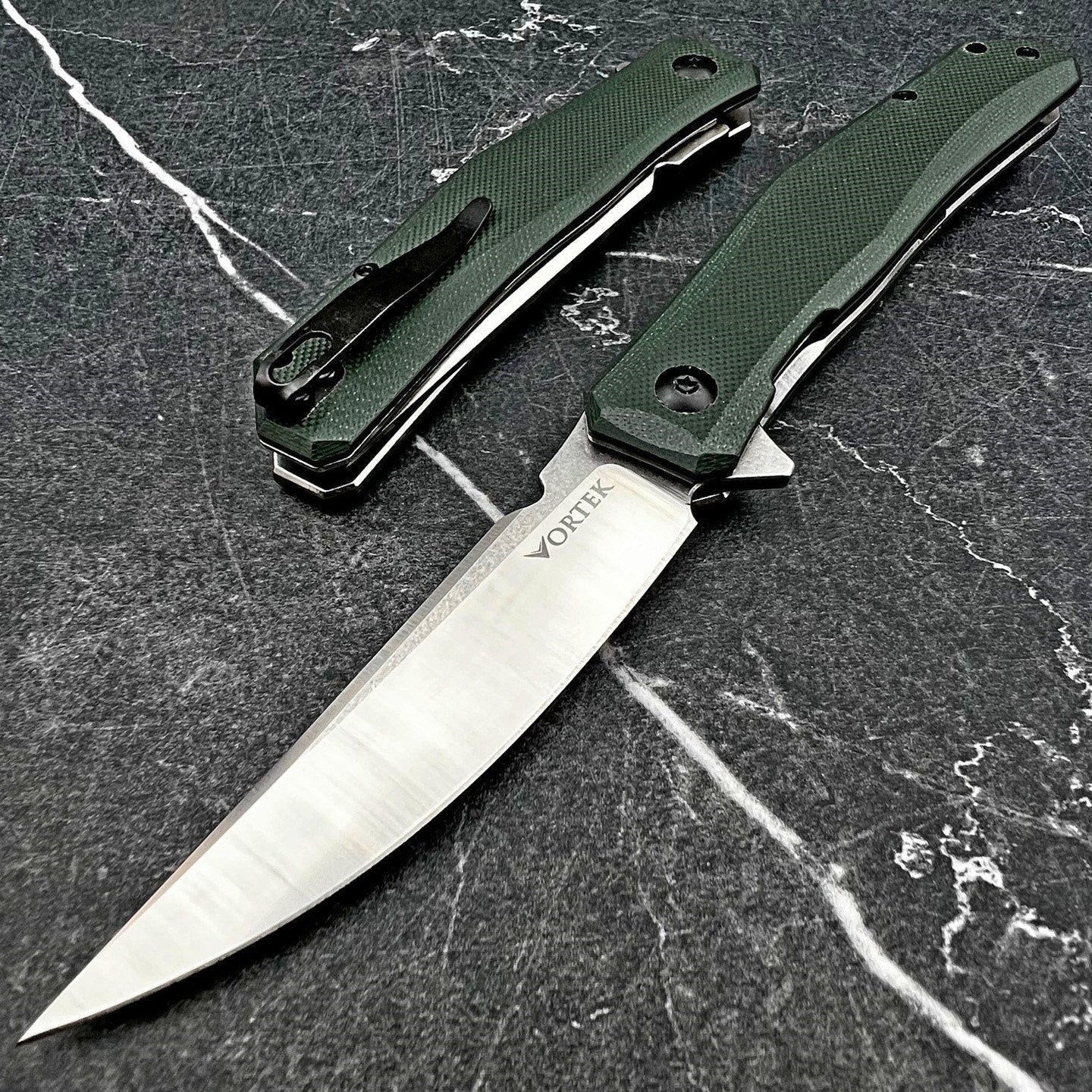 NIMBUS - D2 Blade, Green G10 Handles