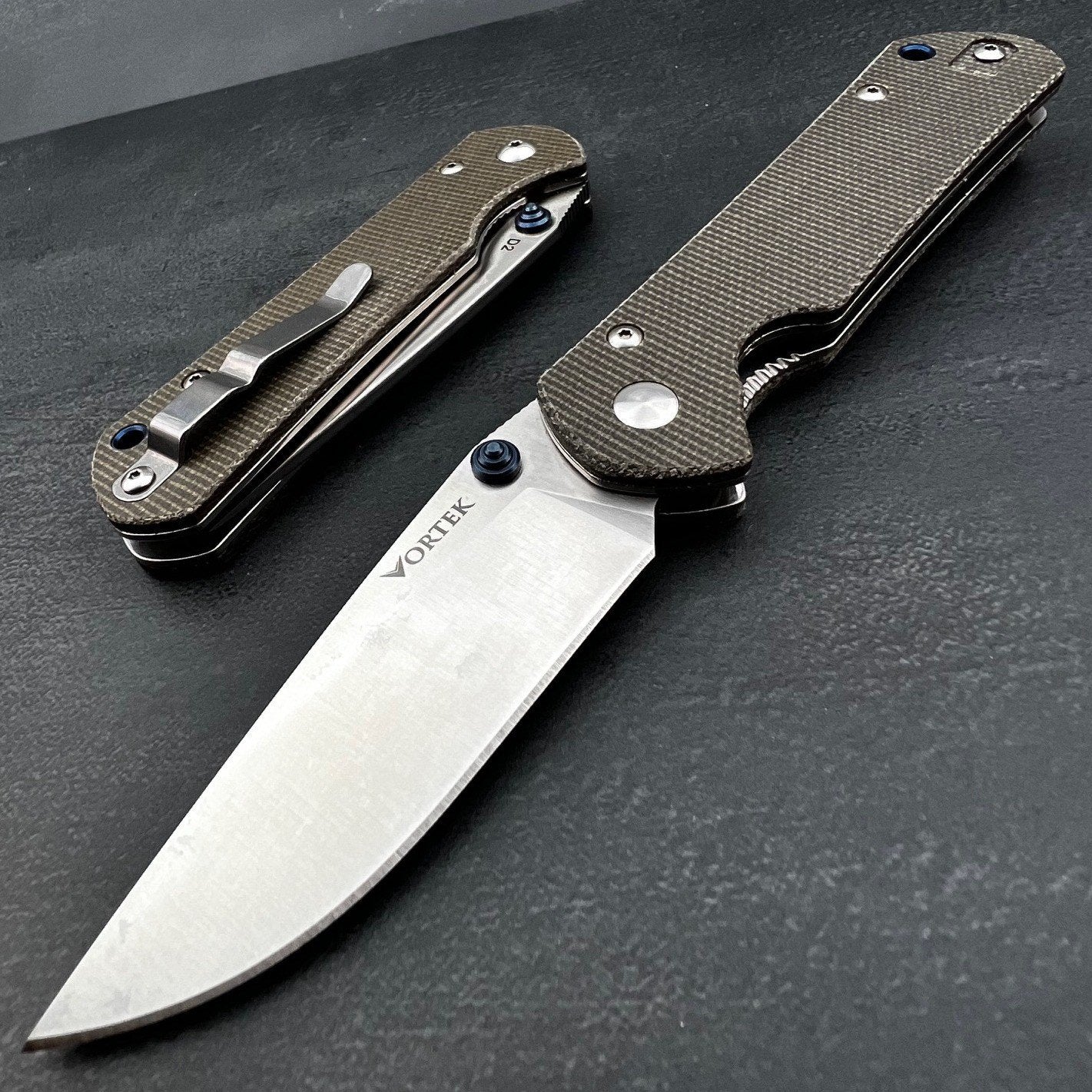 OTIS - D2 Blade, Grey Micarta Handles