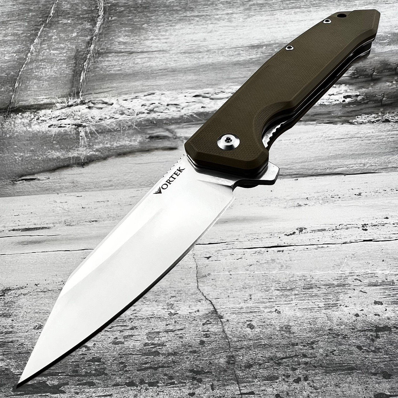 RECOIL: Black G10 Handles, D2 Stainless Steel Blade