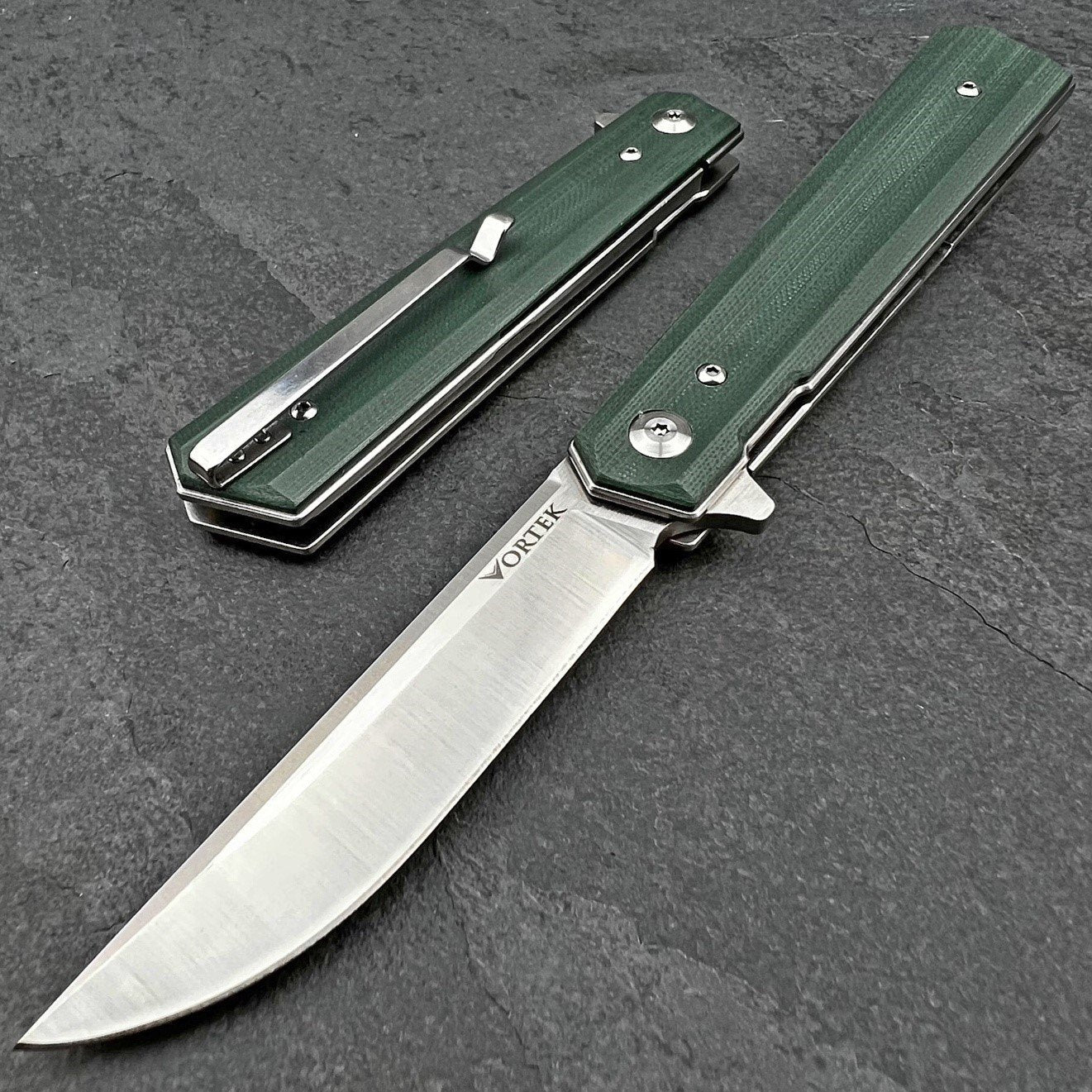 APACHE: Green G10 Handles, 9Cr18MoV Blade