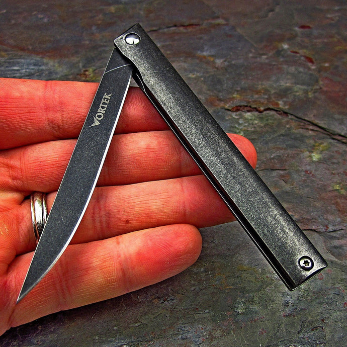 CAVALIER: Small Slim Design, 8Cr13MoV Blade, Black Stonewashed